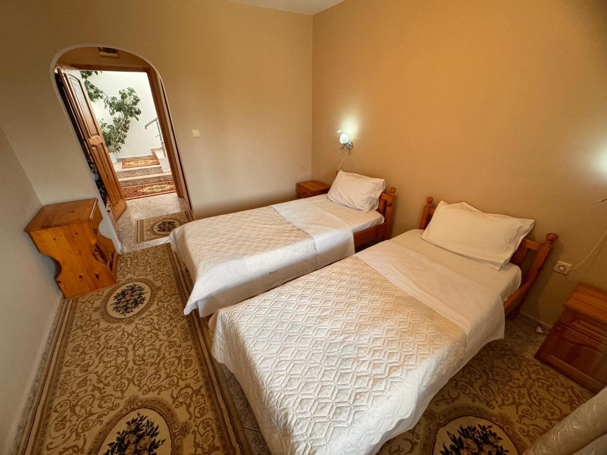 Motel International Berkovitsa Eksteriør billede
